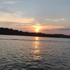 Meet your Posher, Carla